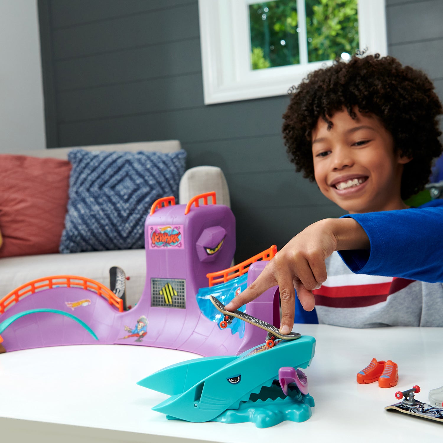 MATTEL - Hot Wheels Skate Octopark Set - Fingerboard con Rampe e Squalo